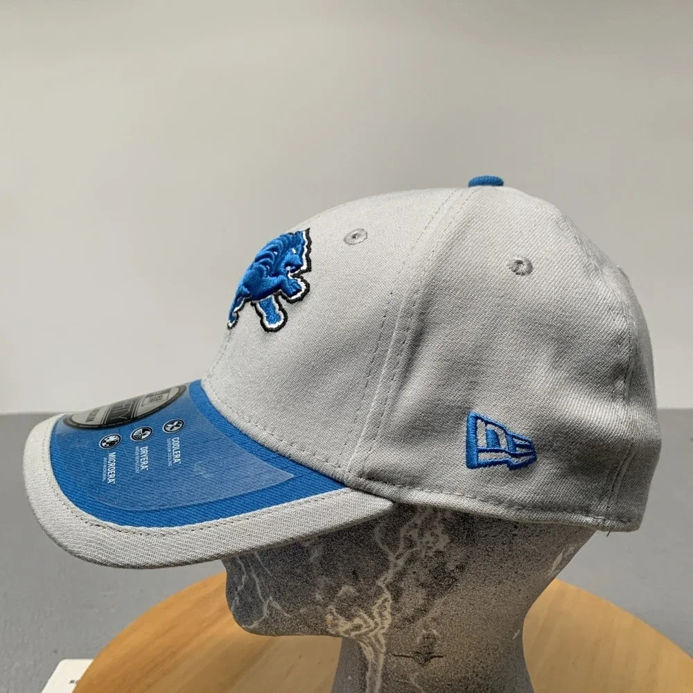 Detroit Lions New Era 39THIRTY Flex Fit Hat Cap Gray Blue NFL Training S/M NWT